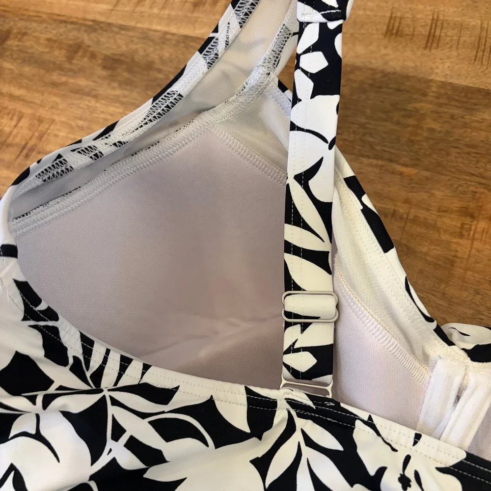 Lands End Tankini Top 16W G Tropical Floral Twist Front Underwire Support Modest